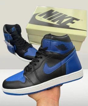 Jordan 1 Royal Blue vs. Jordan 1 Space Jam: Comparația Supremă pentru Colecționari - ShoeResidence