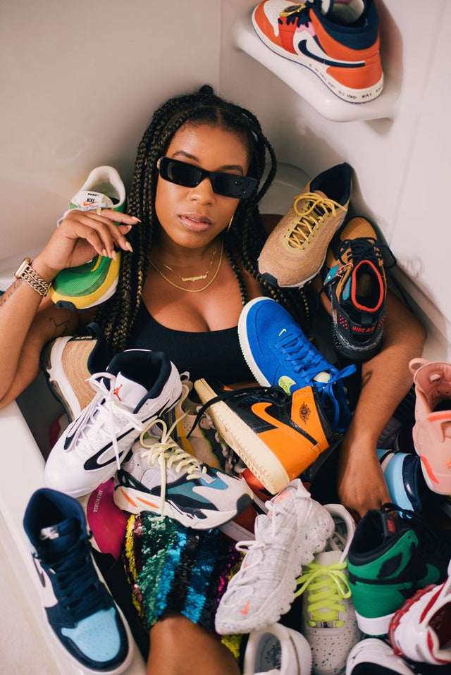 Sneakers - ShoeResidence