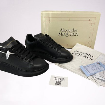Alexander Mcqueen - Full Black Leather [FULL - BOX] - ShoeResidenceVersatile all - black Alexander McQueen ShoesAlexander Mcqueen36Adidas Alb McQueenAdidas McQueen PantofAdidas Negru Alexander9