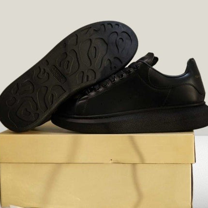 Alexander Mcqueen - Full Black Leather [FULL - BOX] - ShoeResidence Alexander McQueen shoes back side viewAlexander Mcqueen36Adidas Alb McQueenAdidas McQueen PantofAdidas Negru Alexander6