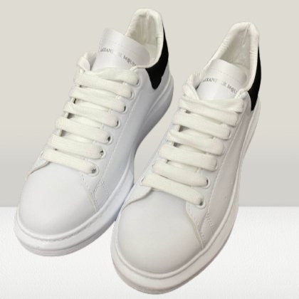 Alexander Mcqueen White [40% OFF] - ShoeResidenceAlexander Mcqueen Alb & Negru [ULTIMELE PERECHI] - ShoeResidenceAlexander McQueen, Adidași Alexander McQueen, Pantofi Alexander McQueen, Teniși Alexander McQueen, Sneakers Alexander McQueen, White Alexander McQueen, Alexander McQueen Albi, Alexander McQueen Design, Alexander McQueen Fashion, Alexander McQueen Trendsetter, Alexander McQueen Lux, Alexander McQueen Premium, Alexander McQueen Stil, adidasi mcqueen, mcqueen alb alexannder mcqueen panto