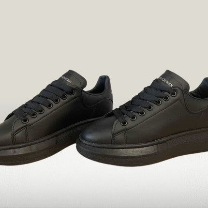 Alexnader Mcqueen Negru - Complet [60% Off] - ShoeResidenceAlexnader Mcqueen Negru - Complet [REDUCERE] - ShoeResidencePantof Alexander Mcuqeen negru complet full black culoare inchisa imitatie piele nou barbati dama copiii de vanzare reducere oferta PANTOF Alexander Mcqueen Piele Alb cu Negru Shoeresidence nou dama barbati replica reps fake adidasi ieftini la reducere oferta de vazanre google produs nouy turcia olx PANTOF Alexander Mcqueen Piele Alb cu Negru Shoeresidence nou dama barbati adida