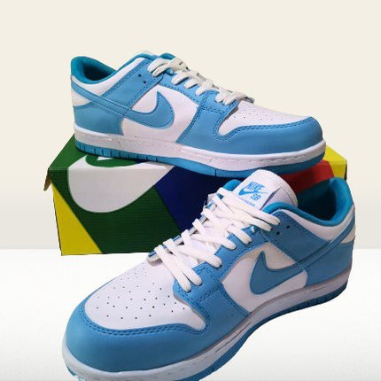 Panda Dunks - Low University - Blue [NOU] - ShoeResidencePanda Dunks - Low University - Blue [NOU] - ShoeResidenceNike Panda Dunks Low Retro University Blue Albastru Replică Romania Blue Reducere Nou Adidasi Sneakeri Teniși Pantofi Sport Original Autentic Calitate Premium Piele Sintetic Colecție Exclusivă Ediție Limitată Stil Urban Streetwear Fashion Trend Fashion Trendsetter Modă Cumpărare Online Livrare Rapidă Promoție Ofertă Disponibilitate Stoc Magazin Online Comandă Rapidă Trendsetter Chic 