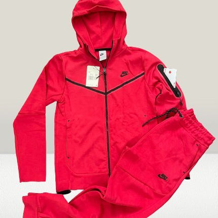 Tech Fleece Red 2023 [Full - Set] - ShoeResidenceTech Fleece Roșu Model - 2023 [SET COMPLET] - ShoeResidenceNike Tech Fleece Roșu trening compleu red haine hanorac pantalon set complet barbati dama unisex compleu trening rosu bumbac hanorac pantalon copii replica nou romania de vanzare bluza compleu COMPLEU BARBATI PRODUS NOU DE VANZARE TRENING ROMANIA ROSU NIKE TECH ROSU NIKE TECH COPII NIKE TECH BARBATI NIKE TECH DE COPII NIKE TECH DAMA NIKE BUMBAC TECH HANORAC PANTALON SHOERESIDENCENike TechS