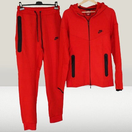 Tech Fleece Rosu Model - 2024 [Full - Set] - ShoeResidenceCompleu roșu Tech Fleece pentru antrenamentNike TechScompleu Nike Tech copiicompleu Nike Tech de bărbațicompleu Nike Tech de damă5