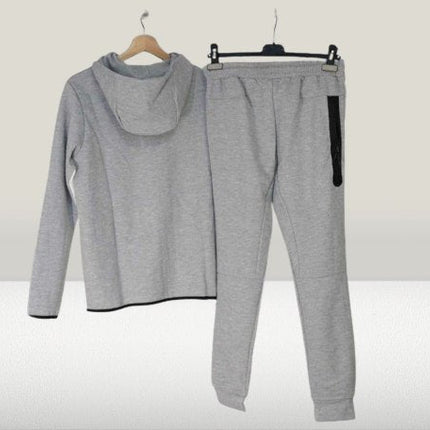 Trening Nike Tech White - Gray 2025 [Full - Set] - ShoeResidenceDetalii de aproape – trening Nike Tech Fleece GRINike TechSalbastruAlbastru Blue RomaniaAlbastru Full7
