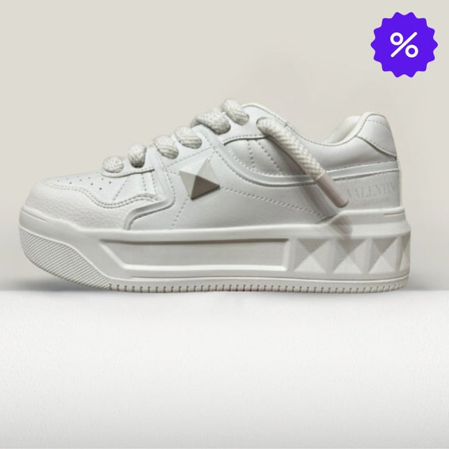 Valentino Garavani Sneakers Full - White [50% OFF] - ShoeResidenceValentino Garavani Full - White [LA OFERTĂ] - ShoeResidenceValentino Garavani Full - White [LA OFERTĂ]Pantofi Casual36Pantofi Casual36Activewearadidasi blackadidasi negru1